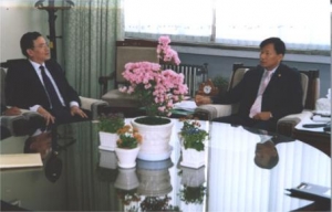 중국 대사관 방문접견('05.4.16 )