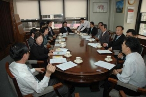 불법광고물 부착방지시설 벤치마킹(5.15)