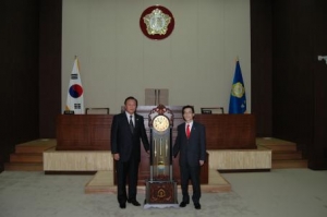 도민일보사장 방문(12.6)