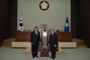 도민일보사장 방문(12.6)