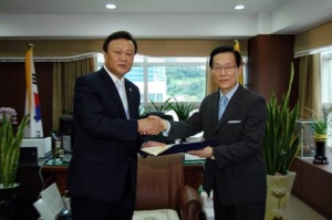 입법,법률고문 위촉장 수여(2008.08.13)