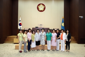 2010.08.17-여성단체협의회장단 방문 