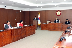 2010.08.19-제141회 임시회 폐회중 제2차 운영위 