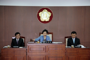 2010.10.26-제143회 임시회 제1차 아동과 여성특별위원회