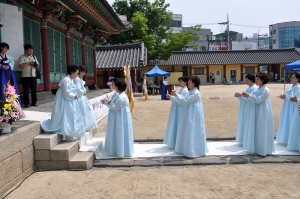 2011.06.15-임윤지당 얼선양 헌다례