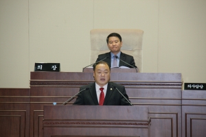 2011.11.30-제151회 정례회 제2차 본회의 시정질문