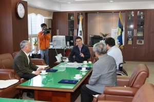 2012.04.19-결산검사위원 위촉장 수여