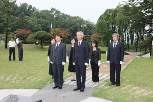 2012.07.13-현충탑 참배