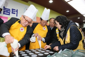 2012.12.21 - 사랑의 빵 나눔터 개소식