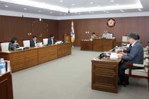 2013.10.15-제165회 임시회 제3차 산업경제위원회