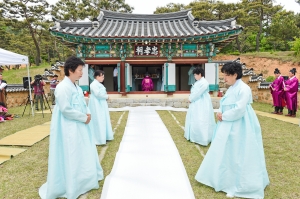 헌다례 제례봉행(2015.05.11.)