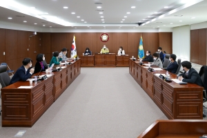 제215회 임시회 폐회중 제1차 의회운영위원회(2020.03.06.)