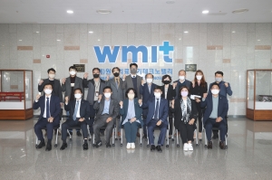  산업경제위원회 원주의료기기테크노밸리 방문(2022.10.18)