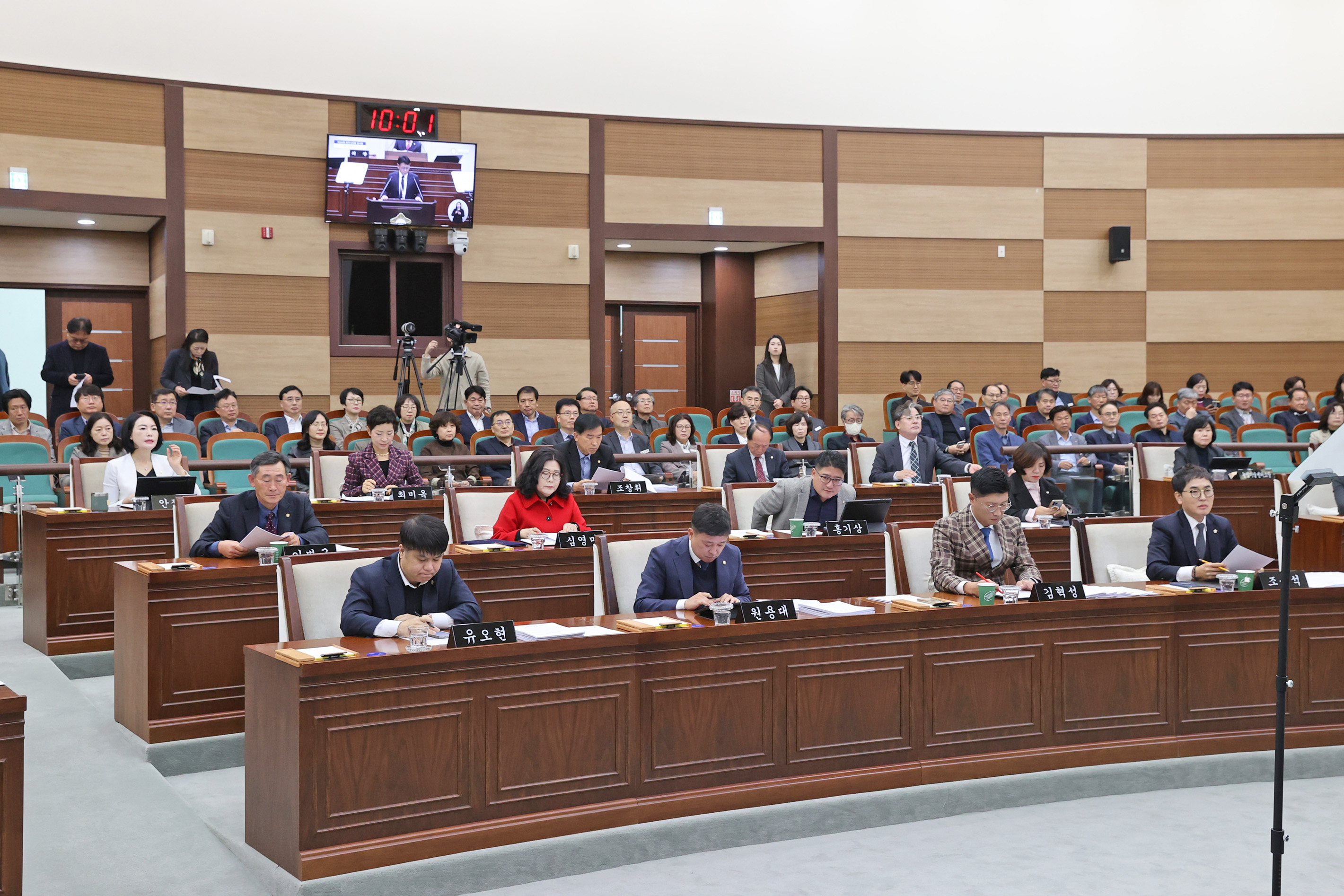 제260회 원주시의회(임시회) 제2차 본회의(2025.10.28.)_2