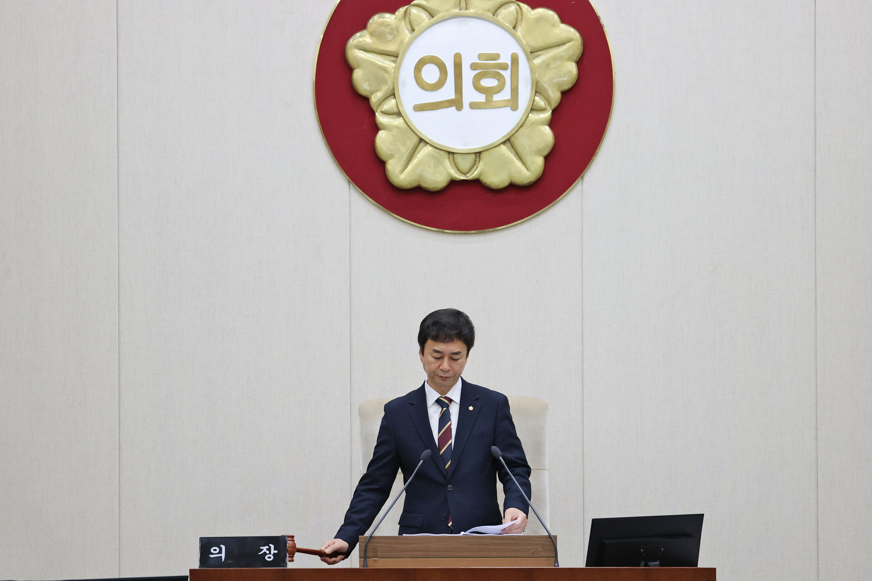 원주시의회, 제267회 임시회 폐회 - 제10대 원주시의회 첫 회기…2026년도 주요업무보고 및 총 25건 안건 처리