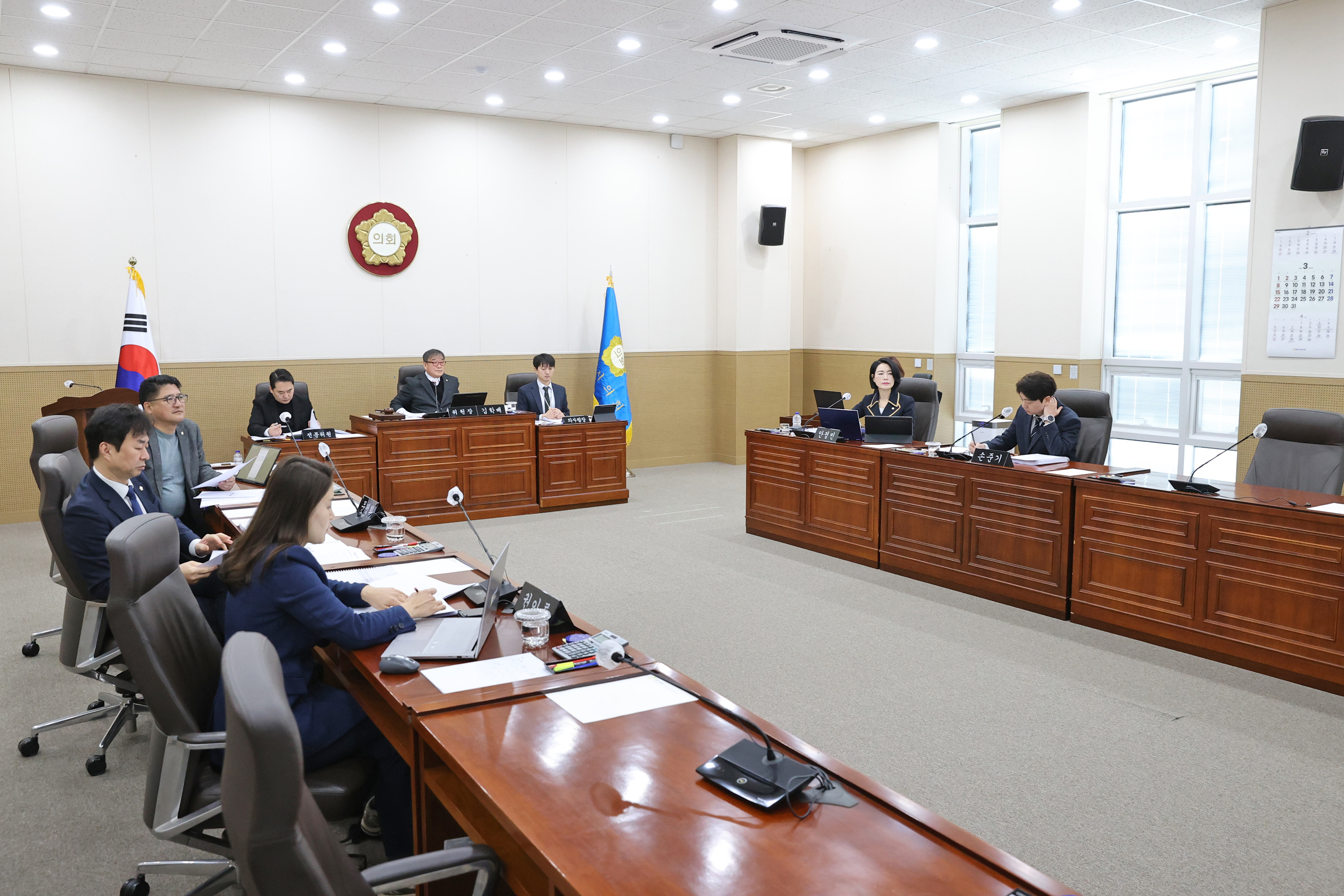 제264회 원주시의회(임시회) 제2차 (재)원주의료기기산업진흥원장 인사청문특별위원회(2026.03.23.)_5