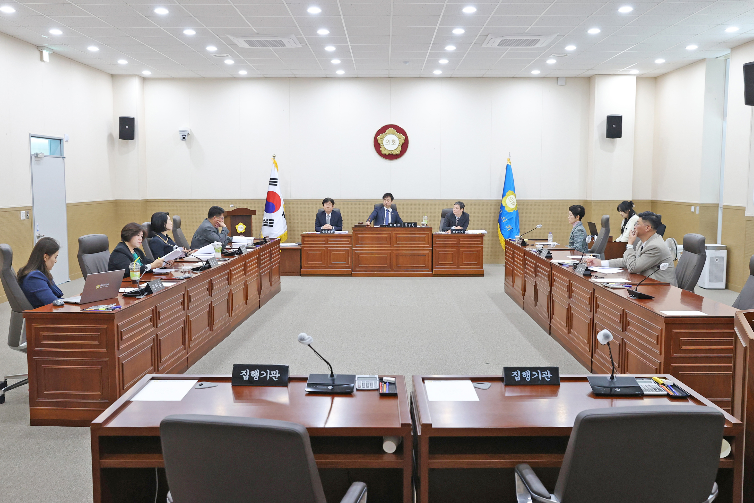 제264회 원주시의회(임시회) 제6차 원주시시설관리공단 업무실태 행정사무조사 특별위원회(2026.03.23)_0