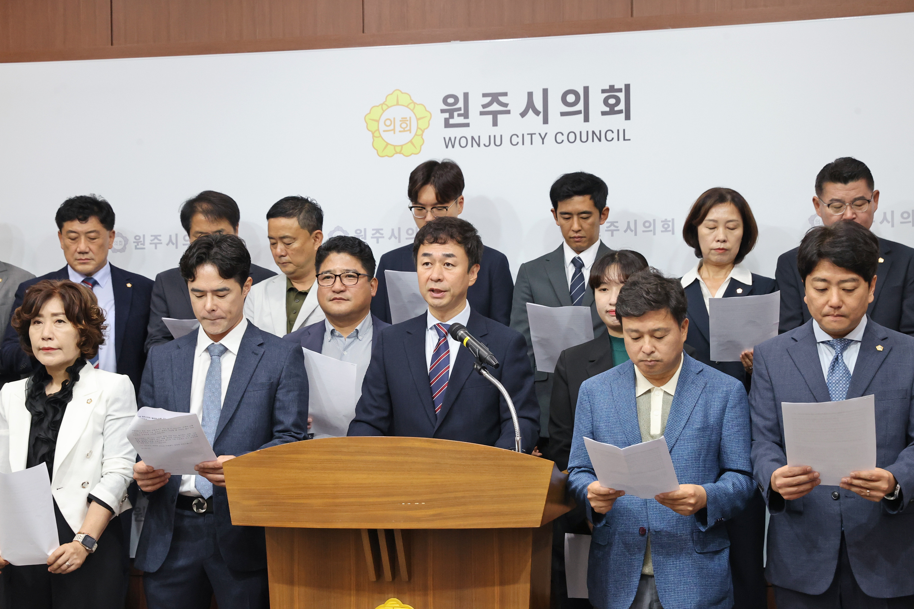제10대 전반기 의정 목표 및 시민 소통 방안 공유,  지방의회법 제정 촉구 결의(2026.07.20.)_1