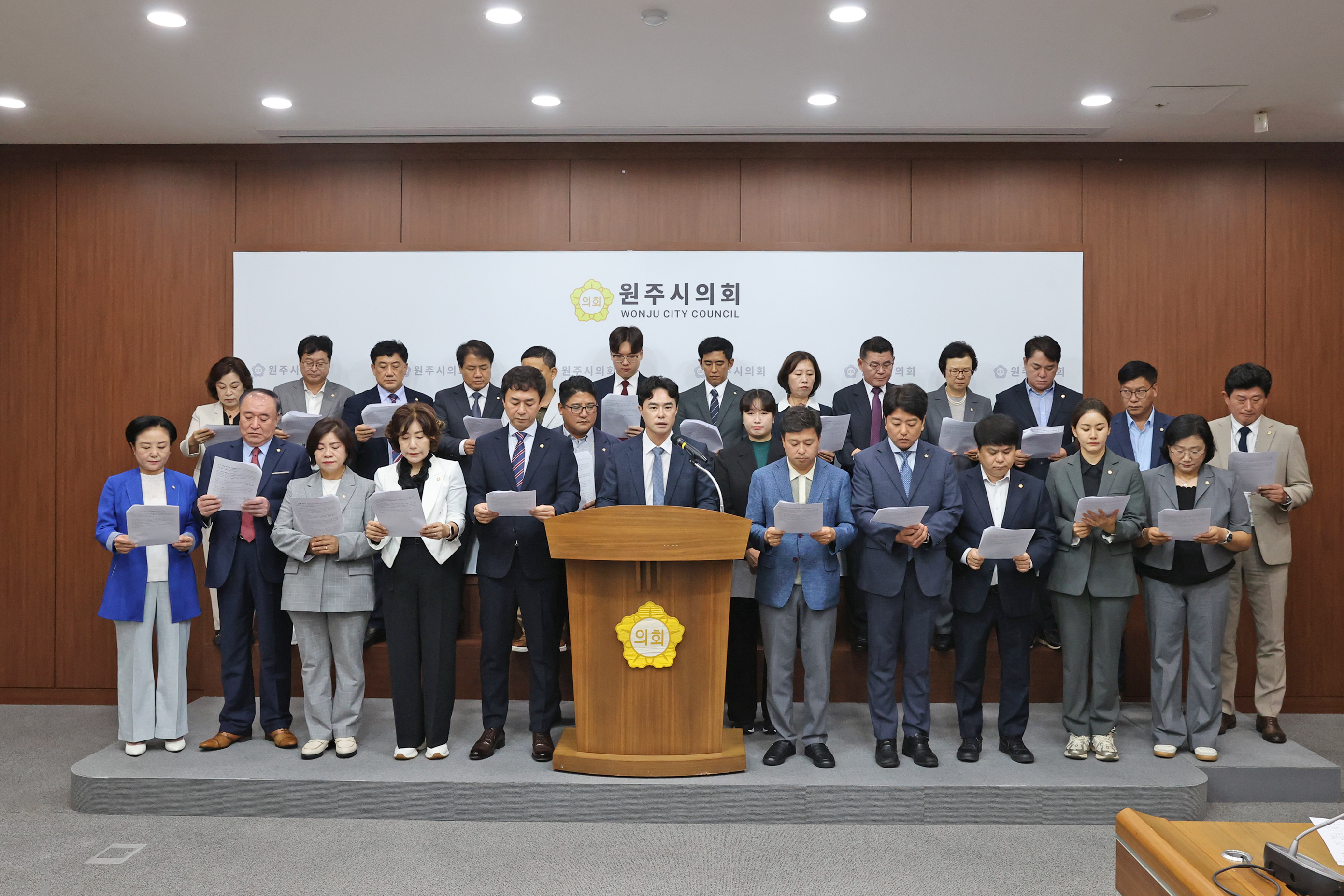 제10대 전반기 의정 목표 및 시민 소통 방안 공유,  지방의회법 제정 촉구 결의(2026.07.20.)_2