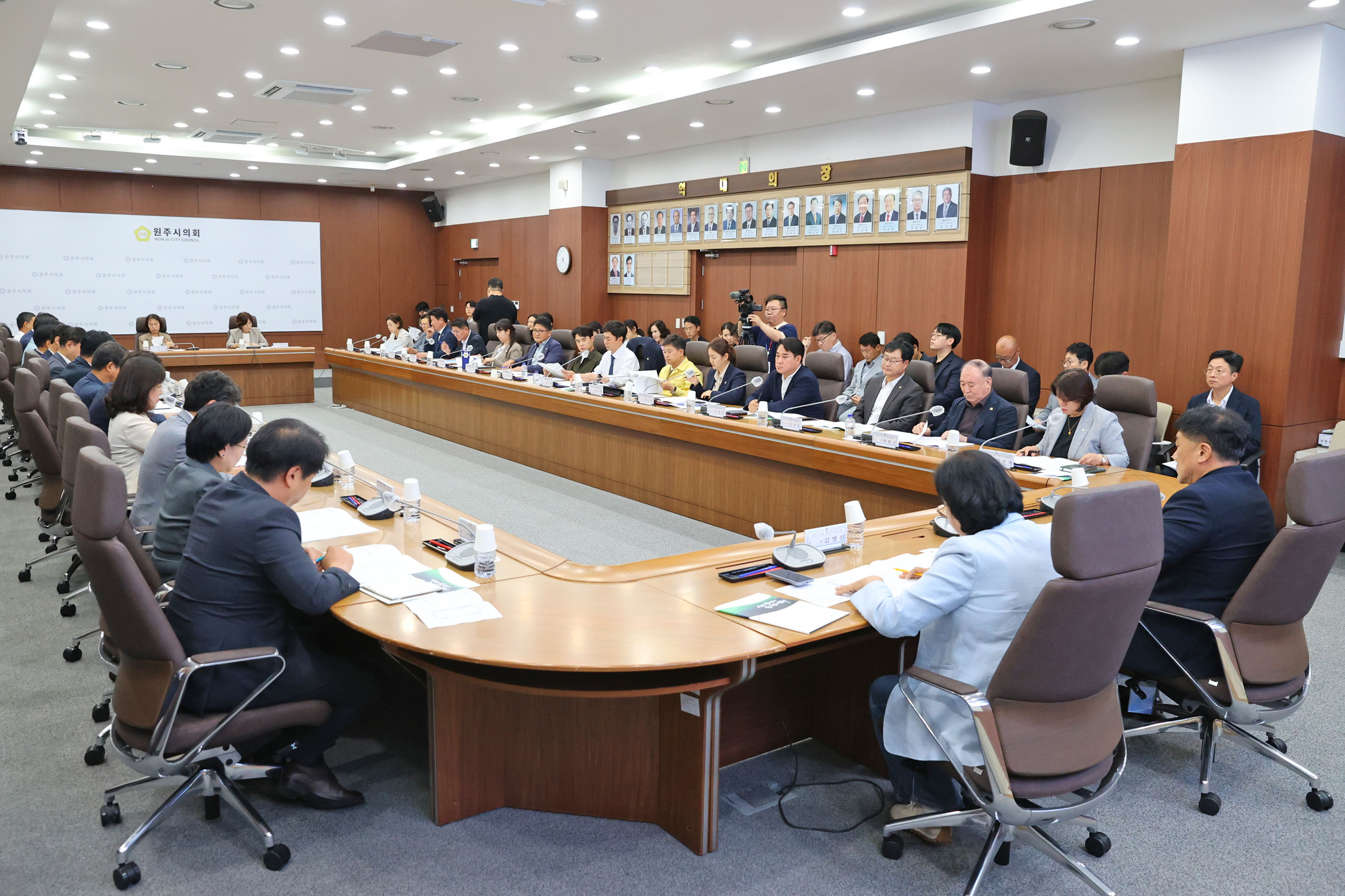 원주시의회 전체의원 협의회(2026.08.21.)_3