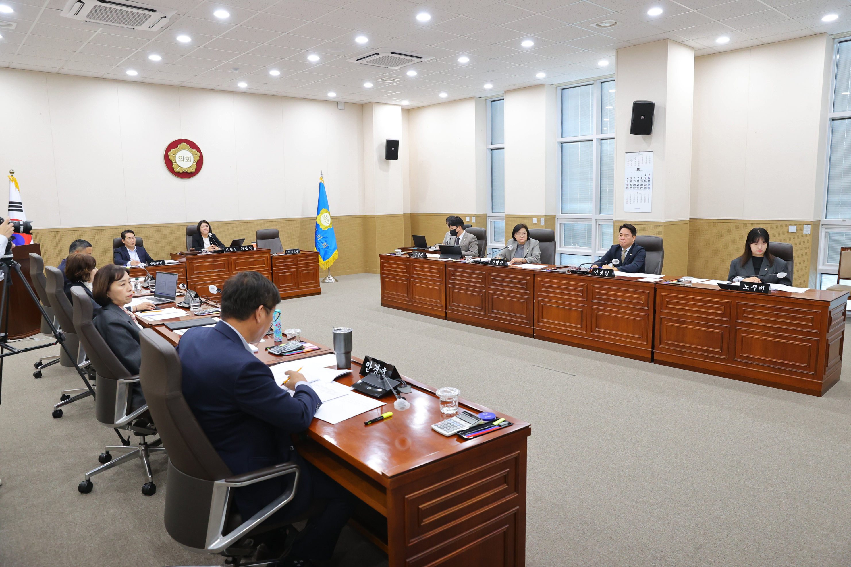 제269회 원주시의회(임시회) 제2차 (재)원주미래산업진흥원장 인사청문특별위원회 (2026.10.21.)_5