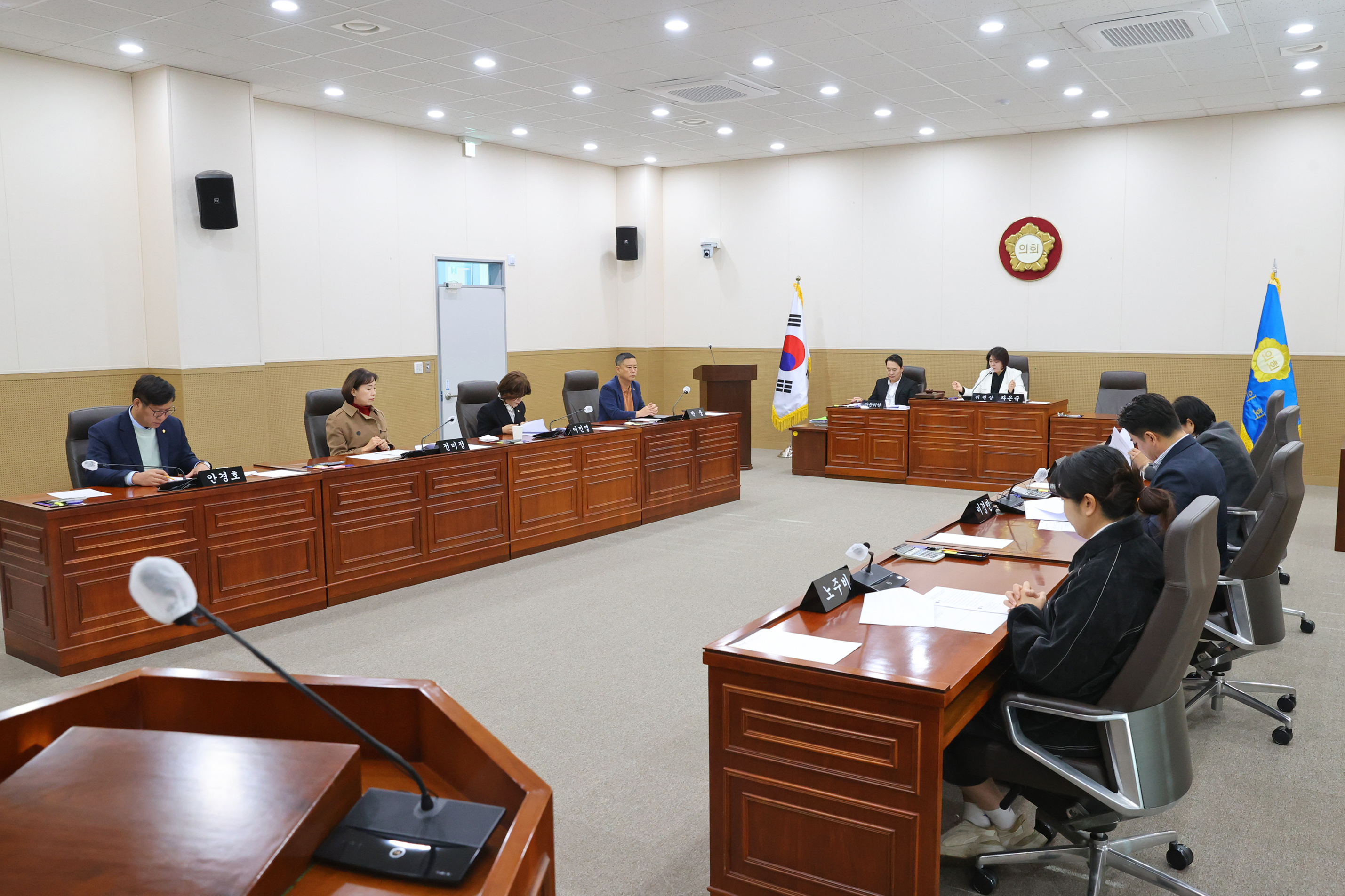 제269회 원주시의회(임시회) 제3차 (재)원주미래산업진흥원장 인사청문특별위원회 (2026.10.22.)_3