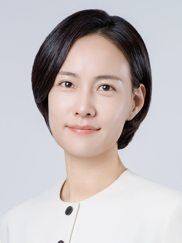 라윤선 의원 증명사진